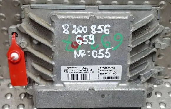 Dacia Sandero Engine control unit/module S26282055 8200856659 8200598393