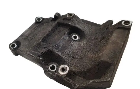 Audi A4 S4 B7 8E 8H A/C compressor mount bracket 038260885C