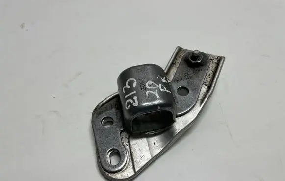 Mercedes-Benz E AMG W213 Sway bar bush bracket, rear A2053230240