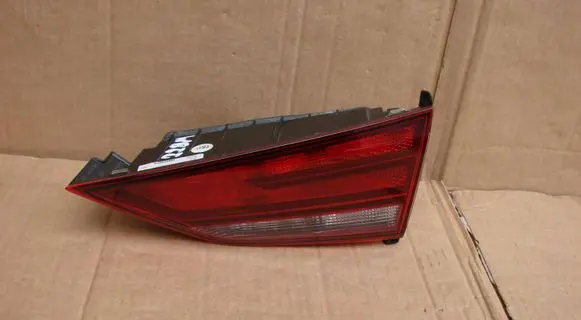 Audi A3 S3 8V Tailgate rear/tail lights 8V5945094