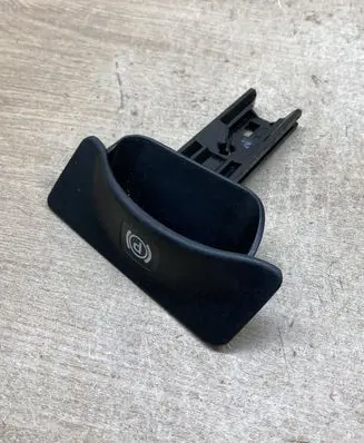 Mercedes-Benz E W211 Hand brake release handle 70050001