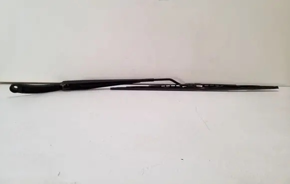 Front wiper blade arm
