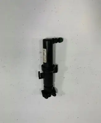 Audi Q5 SQ5 Windshield washer spray nozzle 