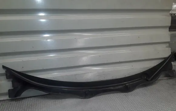 Audi A2 Wiper trim 8Z1819403D