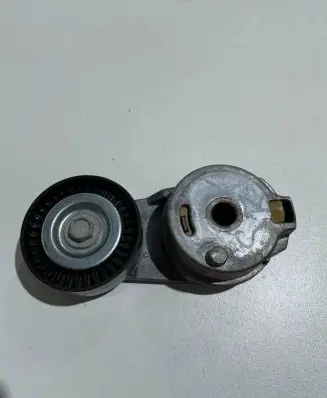 Jeep Grand Cherokee Alternator belt tensioner 04861660AA