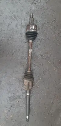 Land Rover Discovery 3 - LR3 Front driveshaft 