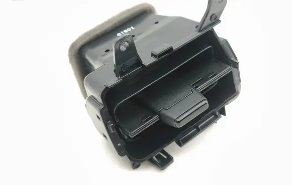 Honda HR-V Dash center air vent grill EB715211100
