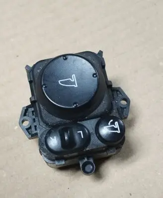 Honda Civic Wing mirror switch NH167L