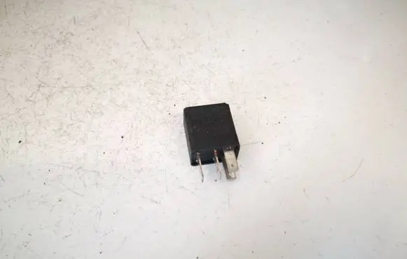 Opel Meriva A Other relay 24435922