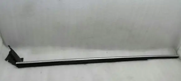 Mercedes-Benz S W140 Front door glass trim molding A1407200524