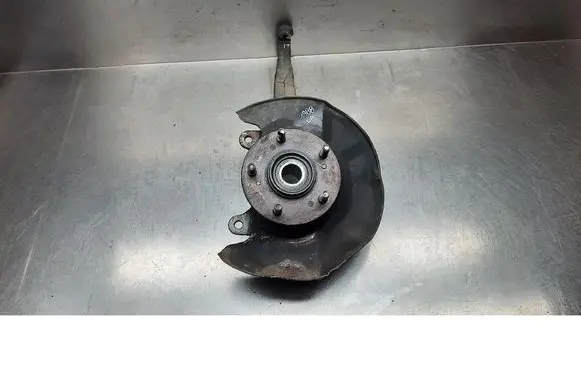 Honda CR-V Front wheel hub spindle knuckle