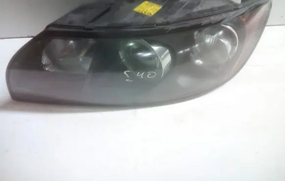 Volvo S40 Headlight/headlamp 30698879