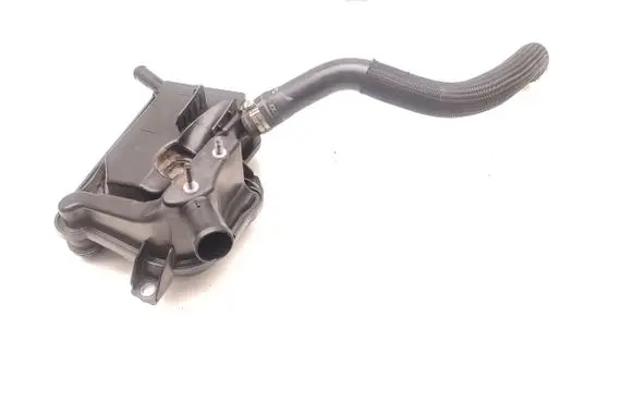 Jaguar XF Oil breather separator 9675994880