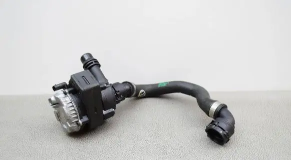 BMW X3 G01 Electric auxiliary coolant/water pump 8663248