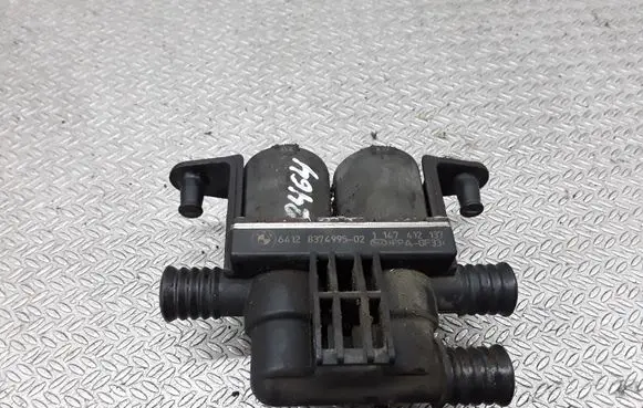 BMW 5 E39 Coolant heater control valve 64128374995