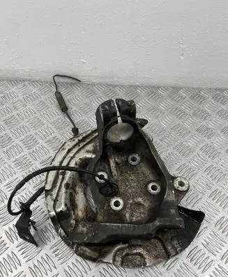 BMW 3 E90 E91 Front wheel hub 6764444 12201210