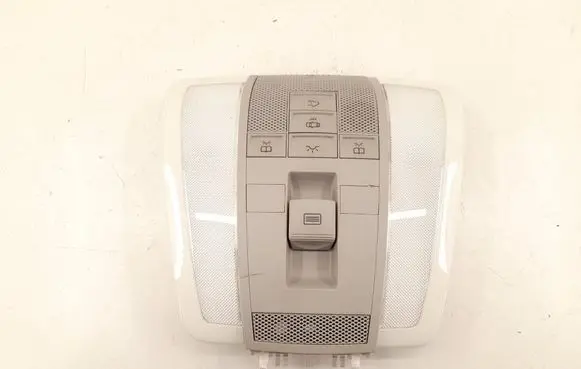 Mercedes-Benz C W204 Front seat light 2049001804 2048208101