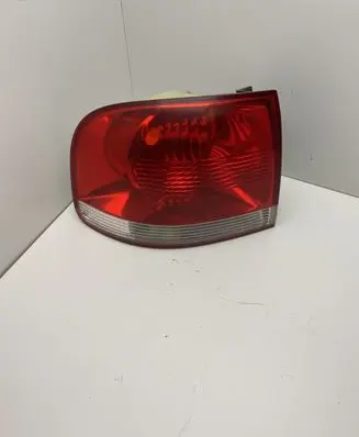 Volkswagen Touareg I Rear/tail lights 7L6945095K