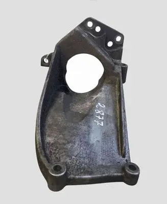 Volvo V70 Gearbox mounting bracket 31370633