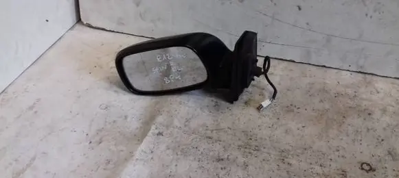 Toyota Corolla E120 E130 Front door electric wing mirror 
