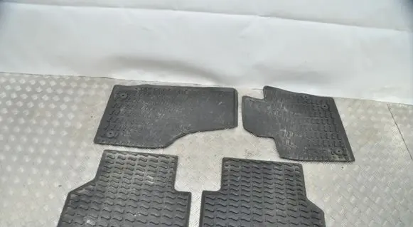 Audi Q3 8U Car floor mat set 8U1061501 8U0061511