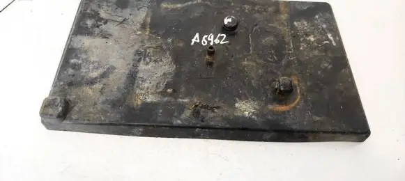 Battery box tray