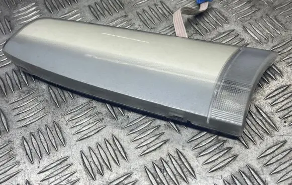 Mercedes-Benz E W211 Rear seat light A2118203701 ZB334801 13040391Q