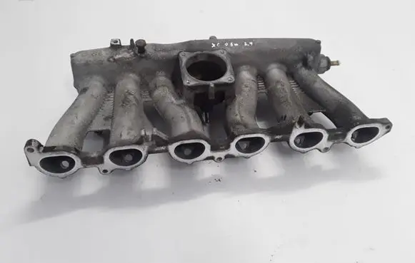 Volvo XC90 Intake manifold 8627359