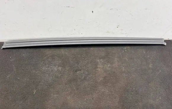 Volkswagen Jetta VI Rubber seal front coupe door 5C6837480 5C68374805AP 5C6837479