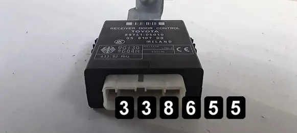 Toyota Avensis T220 Engine control unit/module 05010
