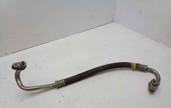 Toyota Yaris Air conditioning (A/C) pipe/hose HFC134A