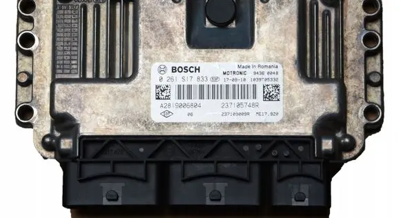 Smart ForFour II W453 Engine control unit/module 237105748R