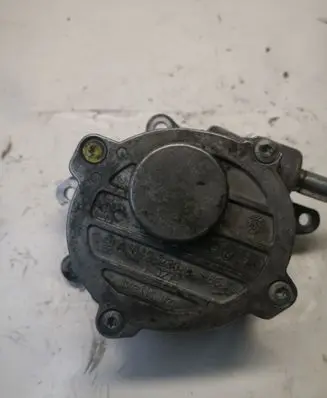 Mercedes-Benz GL X164 Vacuum pump A64223065027