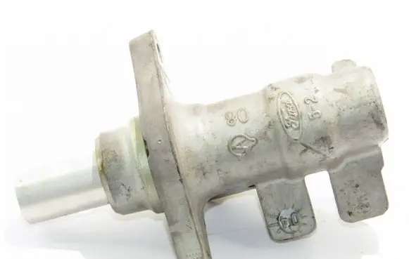 Mazda 2 Master brake cylinder