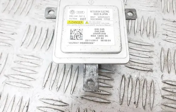 Audi A7 S7 4G Headlight ballast module Xenon 8K0941597E
