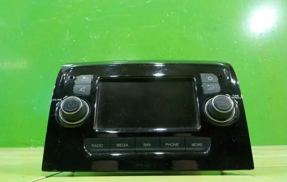 Peugeot Boxer Radio/CD/DVD/GPS head unit 07357306680 XP202