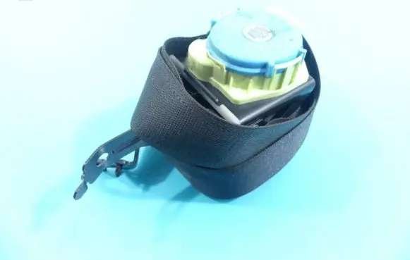 Cadillac BLS Front seatbelt P12756364 IMPRK1164509