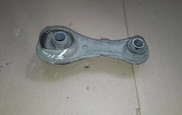 Dacia Dokker Gearbox mount 112381035R