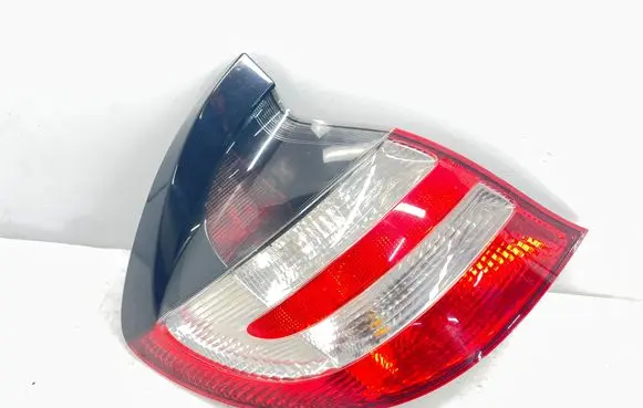 Mercedes-Benz C W203 Rear/tail lights A2038202564