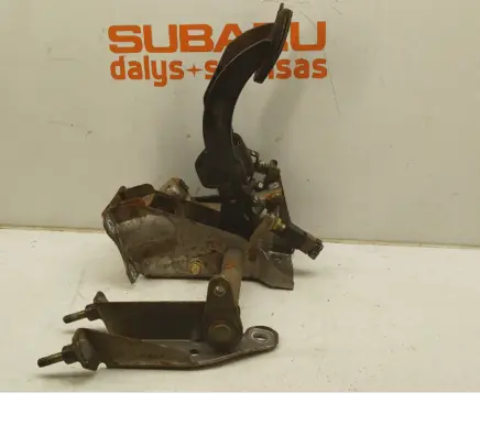Subaru Forester SF Pedal assembly 