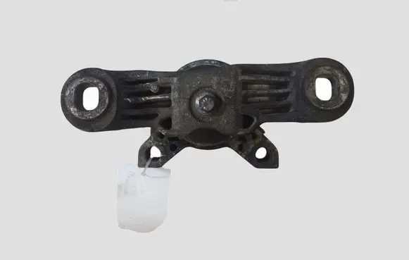 Ford Connect Engine mount bracket