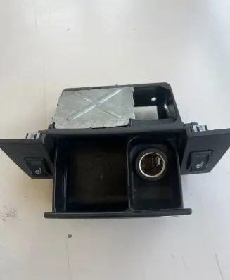 Ashtray (front)