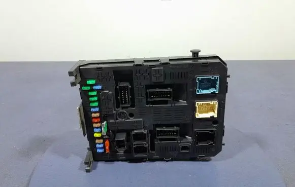 Citroen C4 Grand Picasso Fuse box set 9664059180