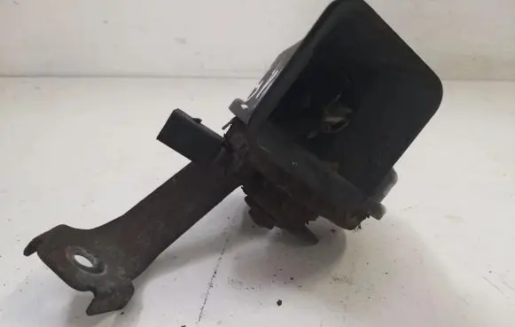 Skoda Octavia Mk2 (1Z) Horn signal 011157 3881157