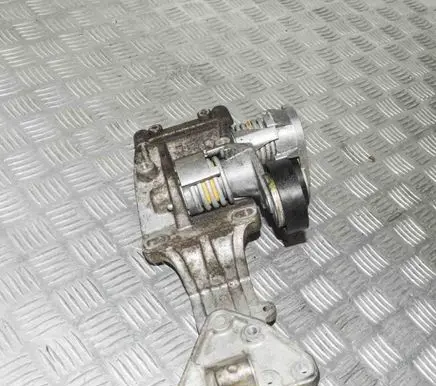 Volvo C30 Generator/alternator 31251652