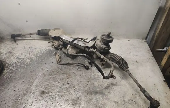 Volkswagen PASSAT B6 Steering rack 7805501277