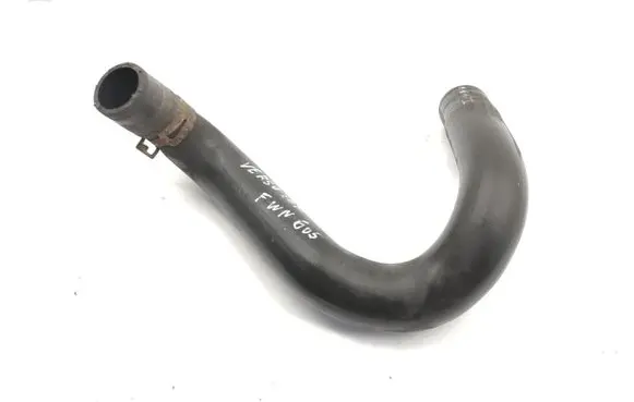 Toyota Verso-S Engine coolant pipe/hose