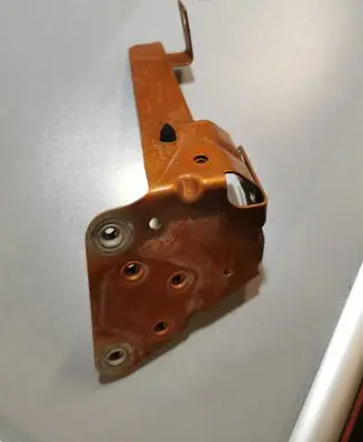 Audi R8 42 Fender mounting bracket 420806420