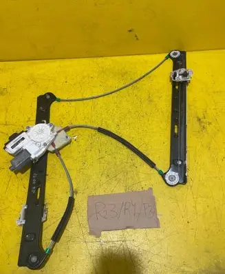 BMW X3 E83 Front door window regulator motor S007083006