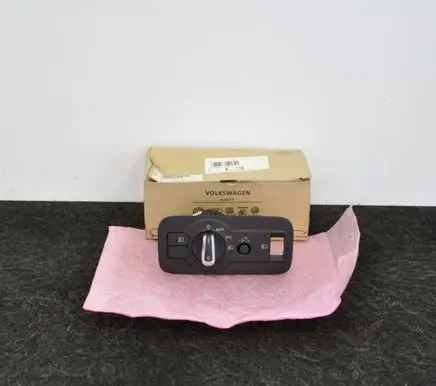 Volkswagen Touareg II Light switch 7P6941431G